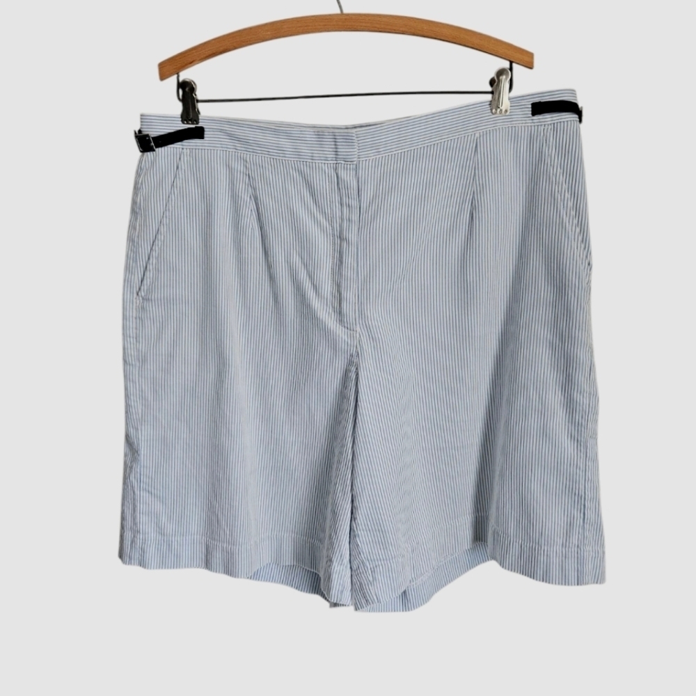 Liz Golf Classic Striped Blue and White Shorts, Size 16